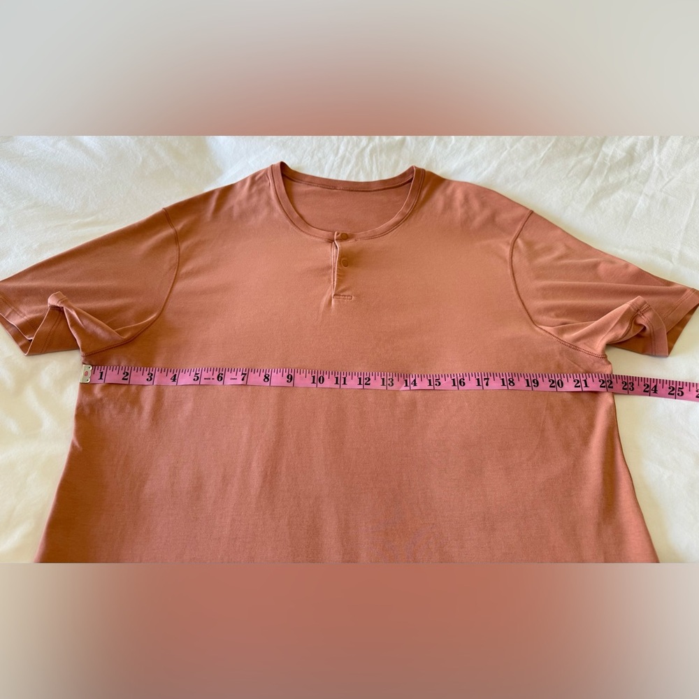 LULULEMON | Men’s XL | 5 Year Basic Short Sleeve Henley Sedona Sunset Golf EUC - Picture 4 of 6